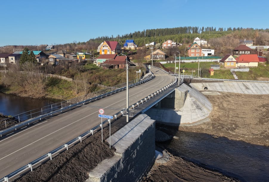 Пермский край: в Кошелево капитально отремонтирован мост через реку Суксунчик
